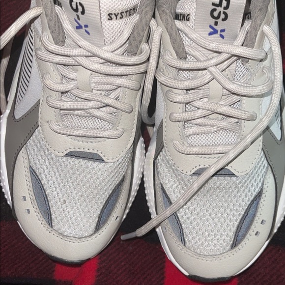 COPY - Puma RSX Youth Size US 5‼️ - Picture 2 of 5